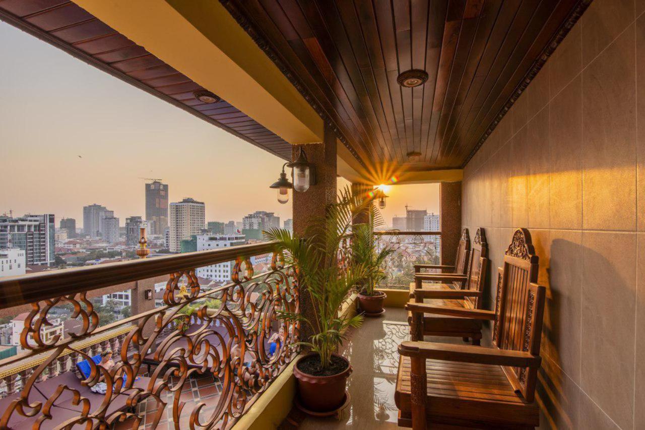 Okay Palace Hotel Phnom Penh Bagian luar foto