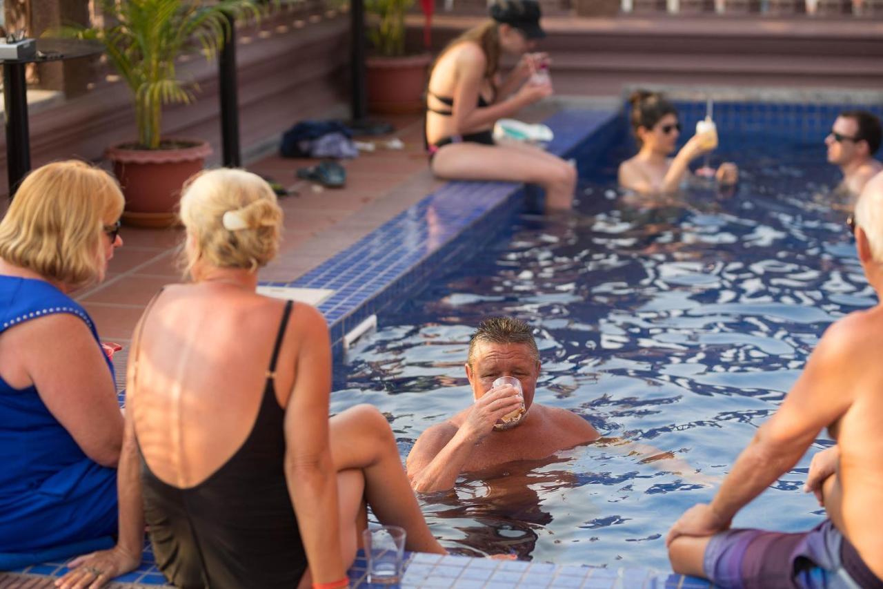 Okay Palace Hotel Phnom Penh Bagian luar foto